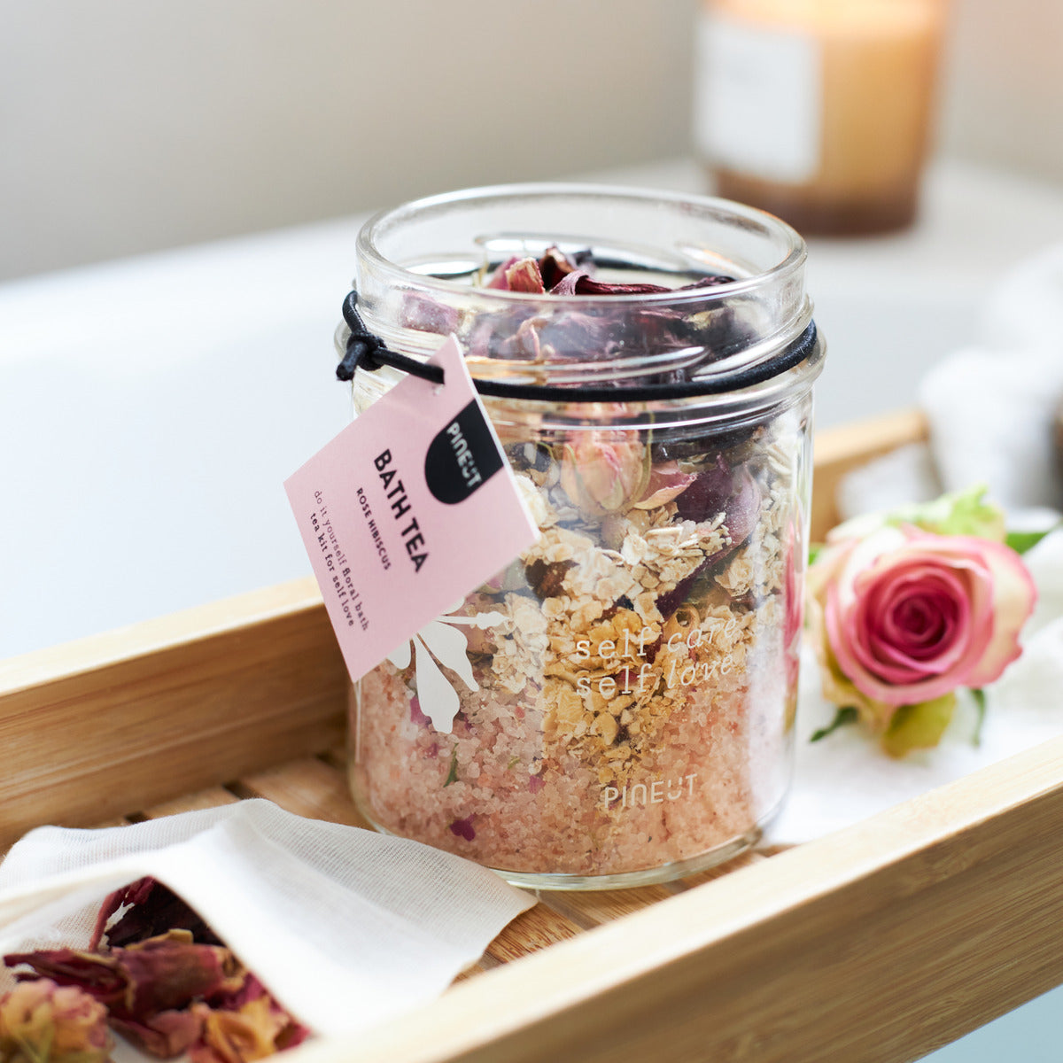 Badthee | pot | Rose & Hibiscus | Home Spa | Thuis Wellness | Doos met 8 stuks