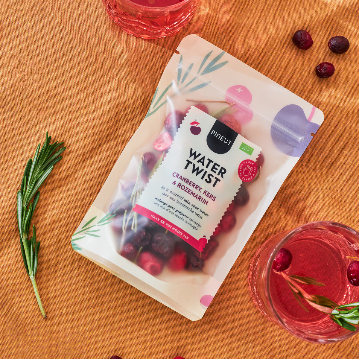 Watertwist Cranberry, Cerise & Romarin BIO | Recharge eau fruitée botanique | Sans sucre, 100 % naturel