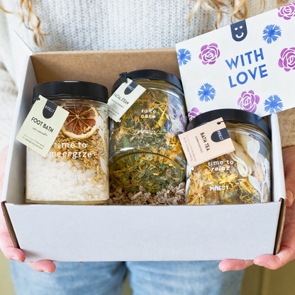 Coffret cadeau HomeSpa | Kit bien-être relaxant | Bain de pieds, thé de bain & vapeur faciale