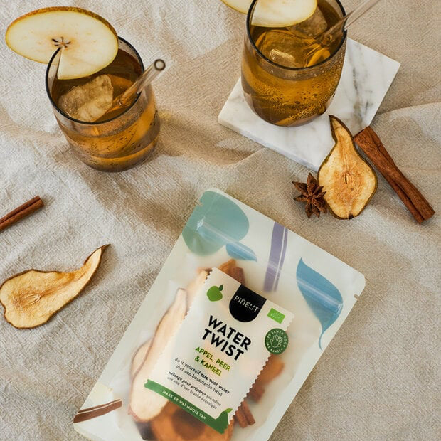 Coffret cadeau Watertwist | Carafe en verre + 2 recharges | 3 saveurs fruitées et rafraîchissantes